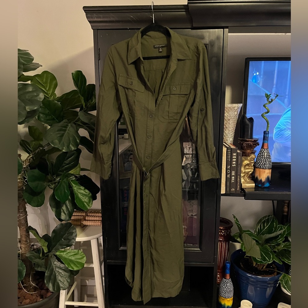 Banana Republic Midi Dress